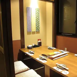 会食にもオススメな掘りごたつの個室です。