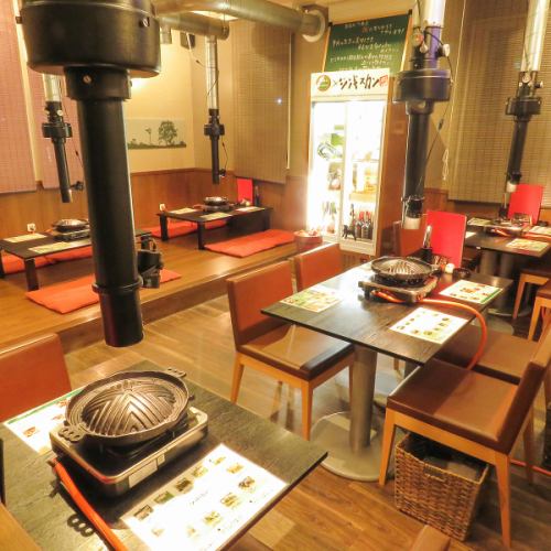 We can accommodate small groups from dinner parties to chartered stores for groups! The seats are spacious and open.We will provide you with a memorable time in a space where you can forget about your daily life and spend a relaxing time ♪