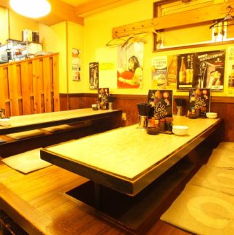 8名様までご利用いただける掘りごたつ席☆