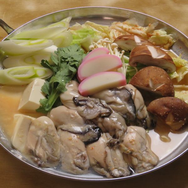 【この冬1番の人気料理！】店内仕込みのプリプリ”カキ鍋”
