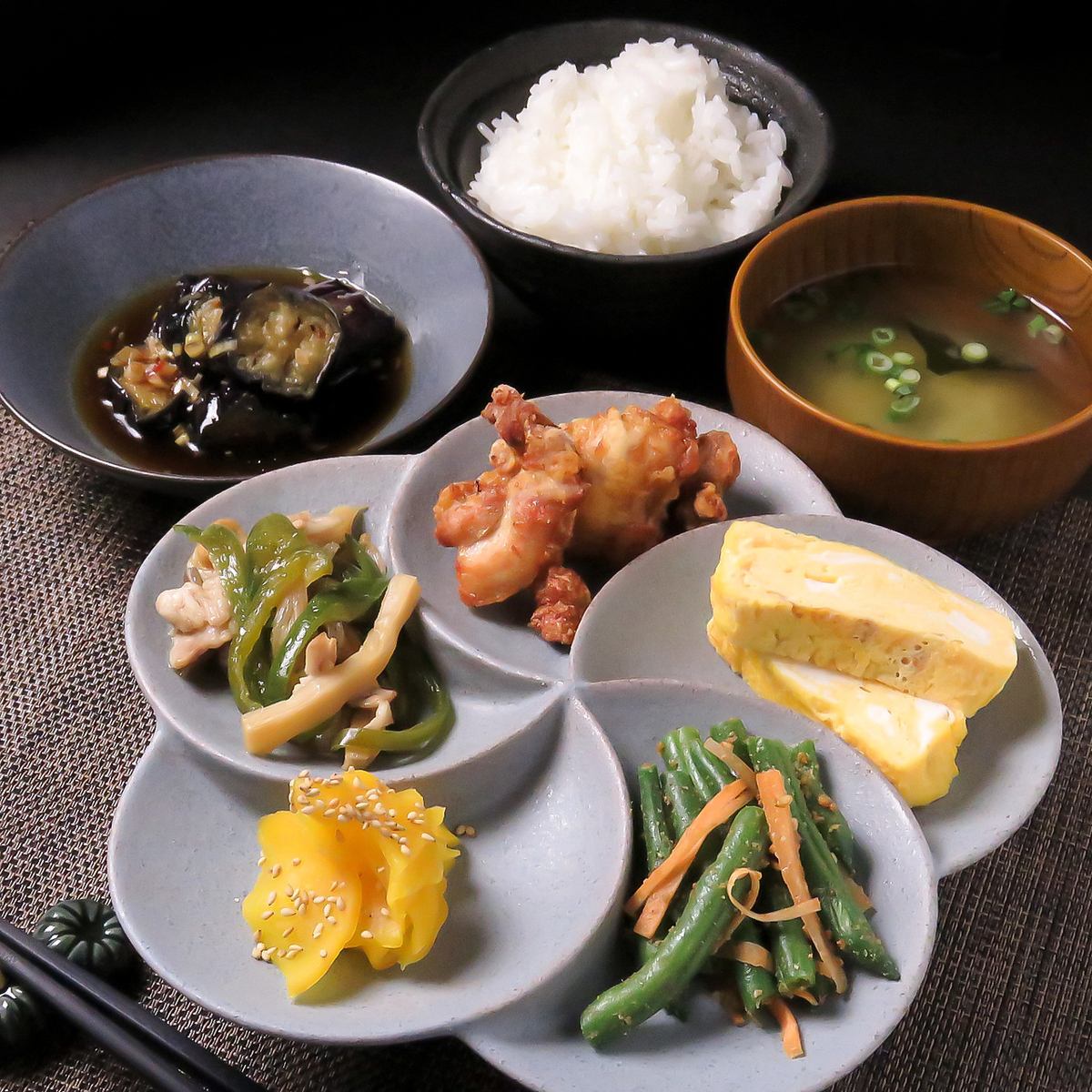 一汁五菜ランチを是非ご堪能下さい◎