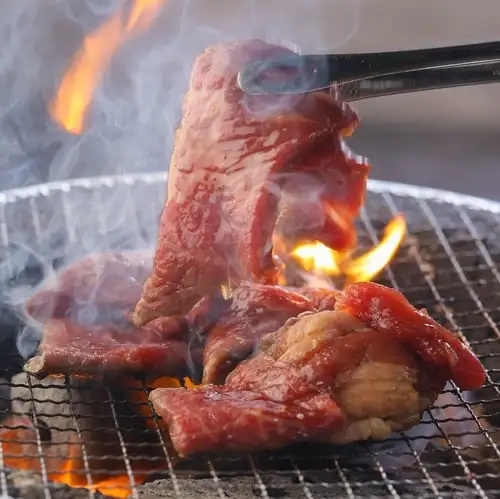焼肉食べるならもっくん♪