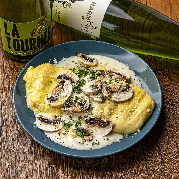 マッシュルームとチーズ　トリュフ香るふわとろオムレツ