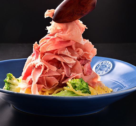[Also talked about in the media!] Cream pasta with raw ham
