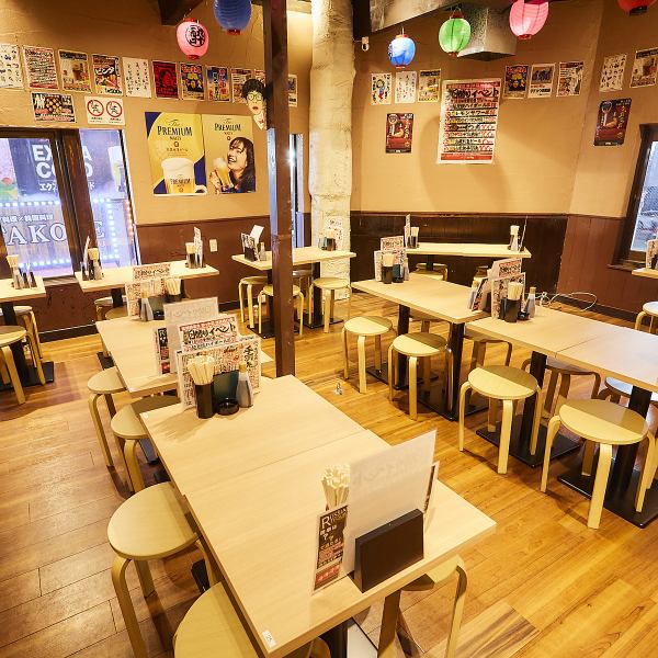[Accommodates up to 73 people] Close to Nagoya Station! Why not hold a party at Sui Teba, which is easily accessible on your way there and back? The restaurant is fully equipped with counter seats and various sizes of table seats! We accept reservations for parties of up to 50 people, so please contact us! We can also change the table layout to suit the number of people, so please feel free to visit us ♪