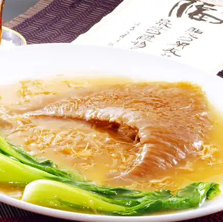 九道菜中式套餐，外加两小时畅饮，仅需10000日元