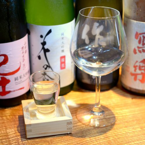 料理と一緒に愉しめる厳選した日本酒・ワインをご堪能♪