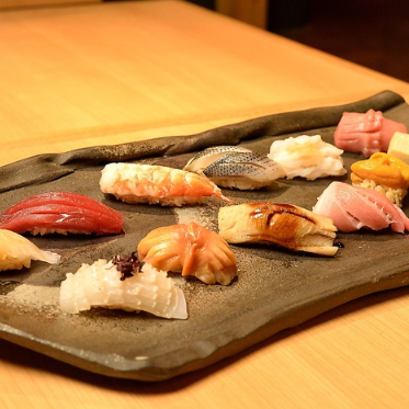 Leave it to us Edomae sushi nigiri [five pieces]