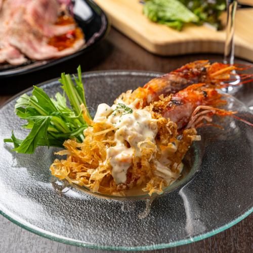 ドリンクと合うお料理が勢揃いすぎて迷ってしまうほど!