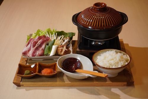 特選牛肉火鍋午餐