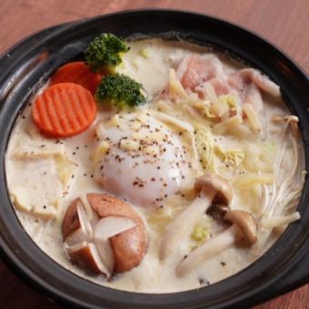 濃厚豆乳カルボ鍋ランチ