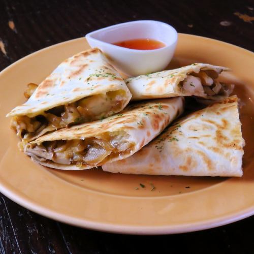 キノコ ケサディーヤ