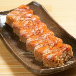 福井三文鱼寿司卷