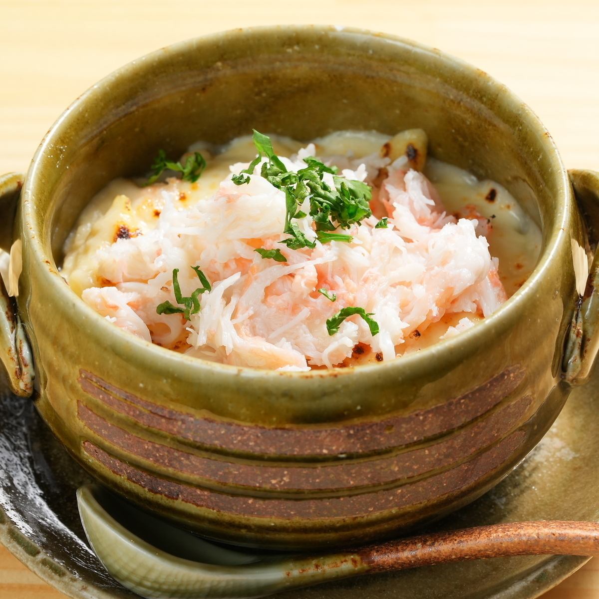 一品料理に加え、和モダンの内装が特別なひとときを演出します。