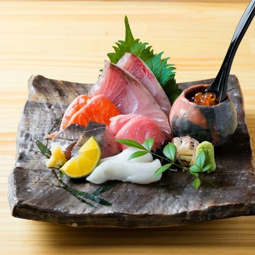 日本海で獲れた旬の魚介を