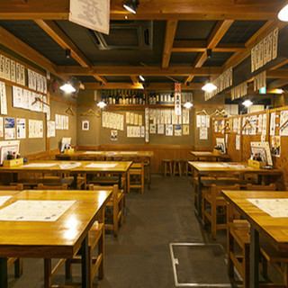 [Uogashi Onidaira] is located 4 minutes on foot from Suehirocho Station.A wide variety of meat, fish, vegetables and various dishes is a high volume for the price! Please enjoy to the full with the sake carefully selected according to such gems and sake with local sake and other sake.