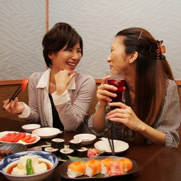 Cleanliness full restaurant is table seating and private dining room, digging enhancement such as the parlor of kotatsu! Women's meetings and joint party, etc., please use in a variety of scenes.