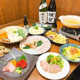 【年末新年派对套餐】尽情享用奢华海鲜涮涮锅！7道菜式，畅饮无限，仅需4500日元（含税）