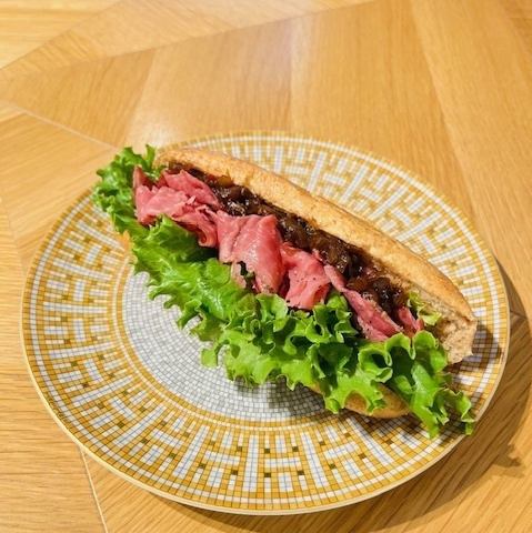 オニオンビーフサンド