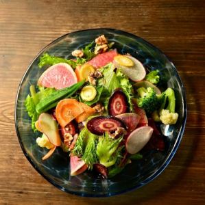 美肌サラダ(10種類以上のお野菜を使ってます)
