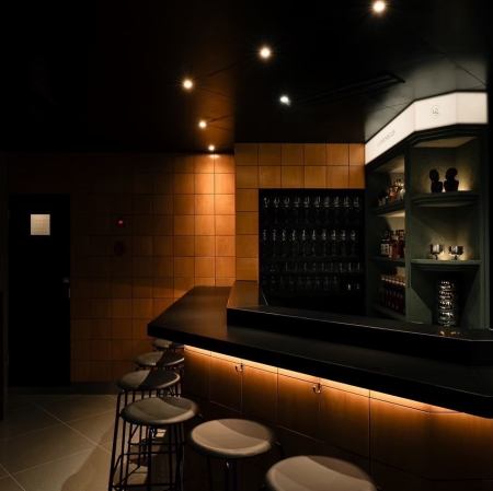 デートや普段使いはもちろん、仲間との交流の場にぴったり