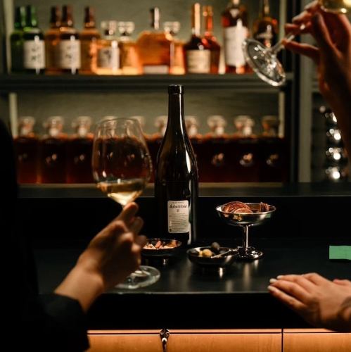 【豊富な種類のワイン】200本以上ご用意しています♪