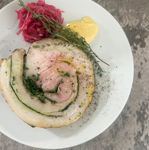 ハーブ香る豚肉のポルケッタ