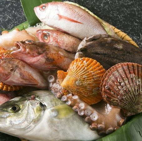 First up, this! A platter of fresh sashimi from the Setouchi region.