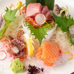 当店人気1位!お刺身盛り合わせ(大)