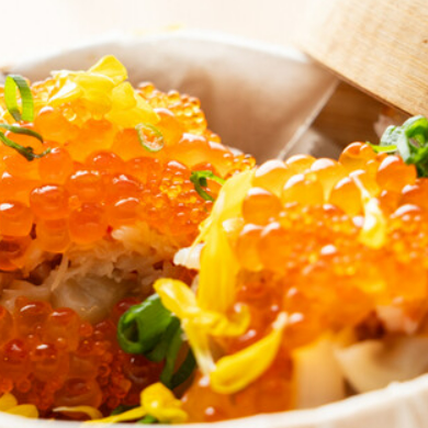 【四季折々の旬を大切にする、煮野菜がメインの創作料理の数々】