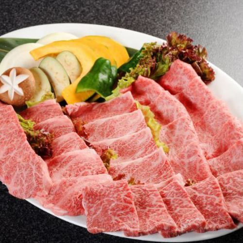 【推薦迎送會】超值享受品牌牛肉的“特選品牌牛肉烤肉套餐”，11道菜品3,850日元