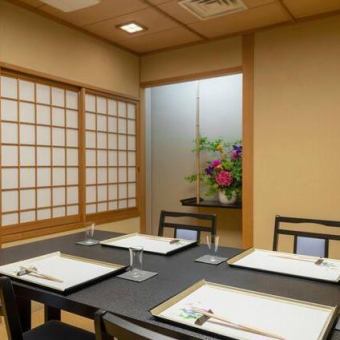 【慶事プラン(電話予約のみ)】旬の八種盛りや国産うなぎ白焼き、鮑酒蒸しとにぎり寿司三種など