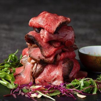 黒毛和牛ローストビーフ食べ放題 牛豚鶏 肉づくし全8品3h飲み放題付4000円⇒3000円
