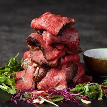黒毛和牛ローストビーフ食べ放題 牛豚鶏 肉づくし全8品3h飲み放題付4000円⇒3000円