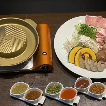 ★予約必須★焼肉×鍋を楽しむ新感覚の「ムーガタ」スタートセット（2人前より）