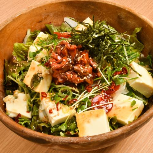 <Vegetables> Tofu and meat and miso salad