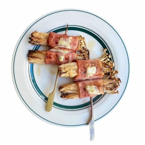 Enoki mushrooms, bacon and jalapeno skewers