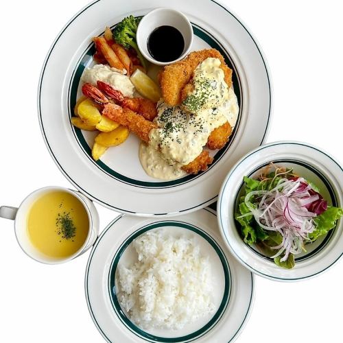 Fried shrimp & white fish lunch