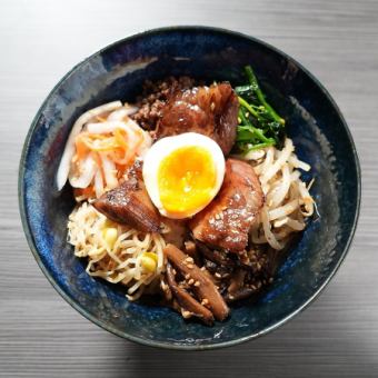 【ビビンバ】山形牛挽肉ビビンバ（和牛上ハラミのせ）