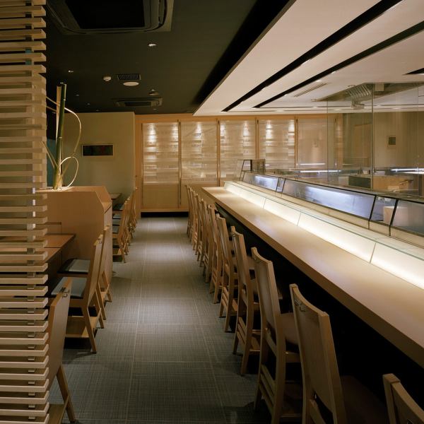 The spacious interior is open and clean, and is popular with women.