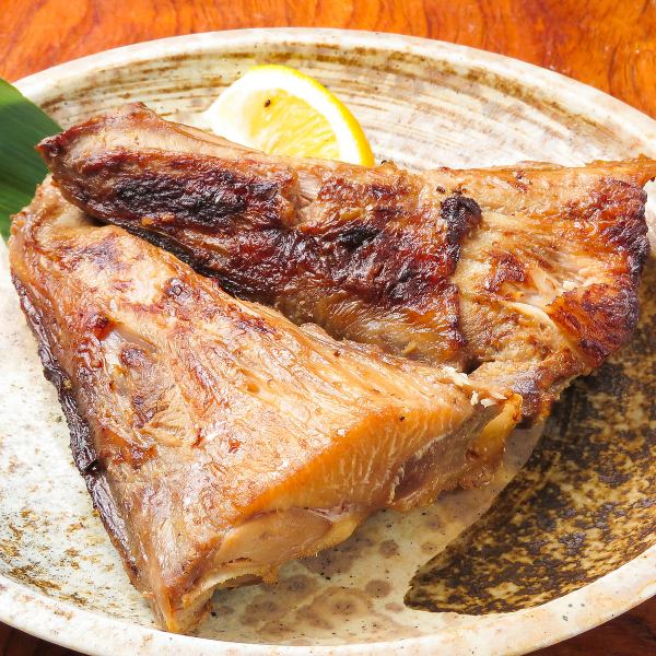 [Sushihachi specialty] Tuna kama grilled with garlic and soy sauce