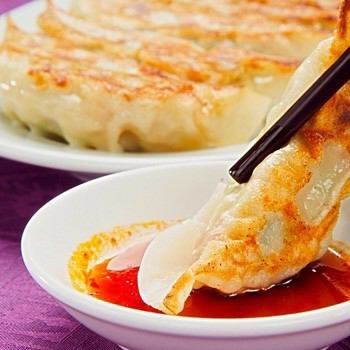 【饮品套餐】自选菜肴1份+饮料1份+沙拉+开胃菜1,180日元（含税）