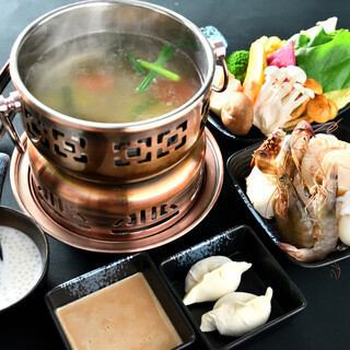 [Limited to 5 meals per day] Luxury! Seafood Hot Pot <10 items in total>
