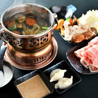 [Limited to 5 meals per day] Full of flavor! Mushroom hot pot <7 dishes in total>