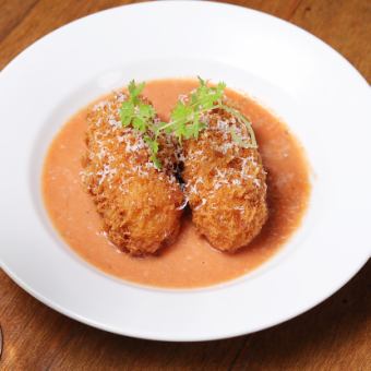 ズワイ蟹のクリームコロッケ～特製クラブソース～