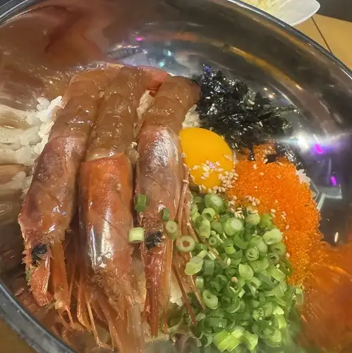 【ヤミツキの味わい☆】特製ダレが味わいの決め手!◆カンジャンセウ丼 1250円(税込)
