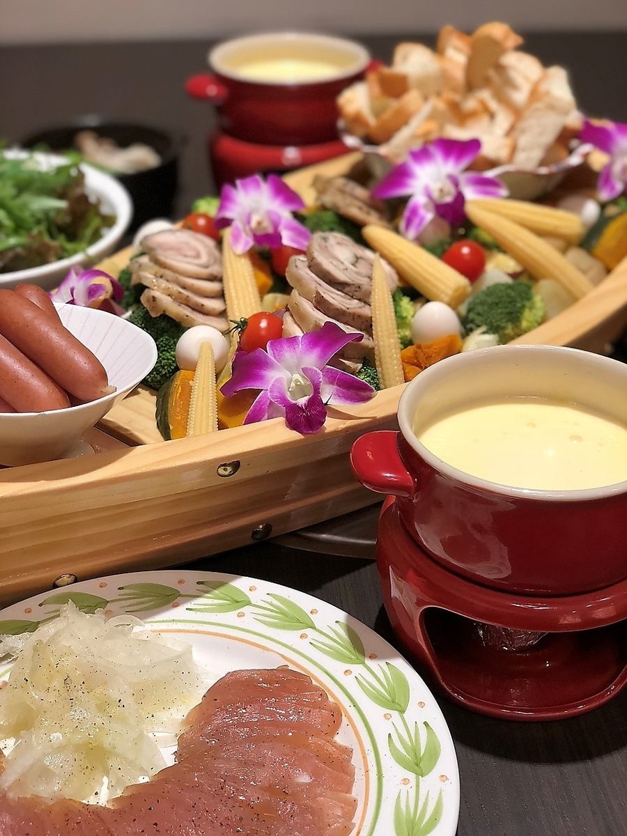 Highly recommended for adult women's parties★4 types of cheese fondue course with 120 minutes of all-you-can-drink