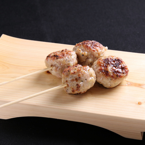 2 skewers of meatballs (sauce/salt)