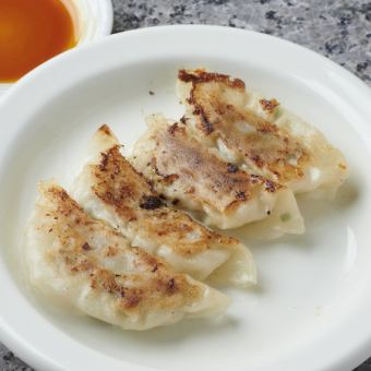 餃子(4個)