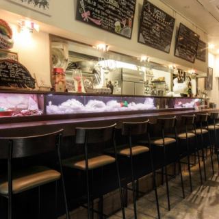 お一人様も大歓迎！カウンター席もご用意してます。